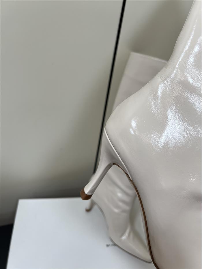 20251128174331942 480